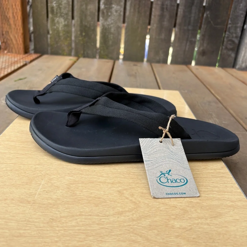 Chaco Men’s Chillos Flip Flops NWT In Tube Black Sz 10